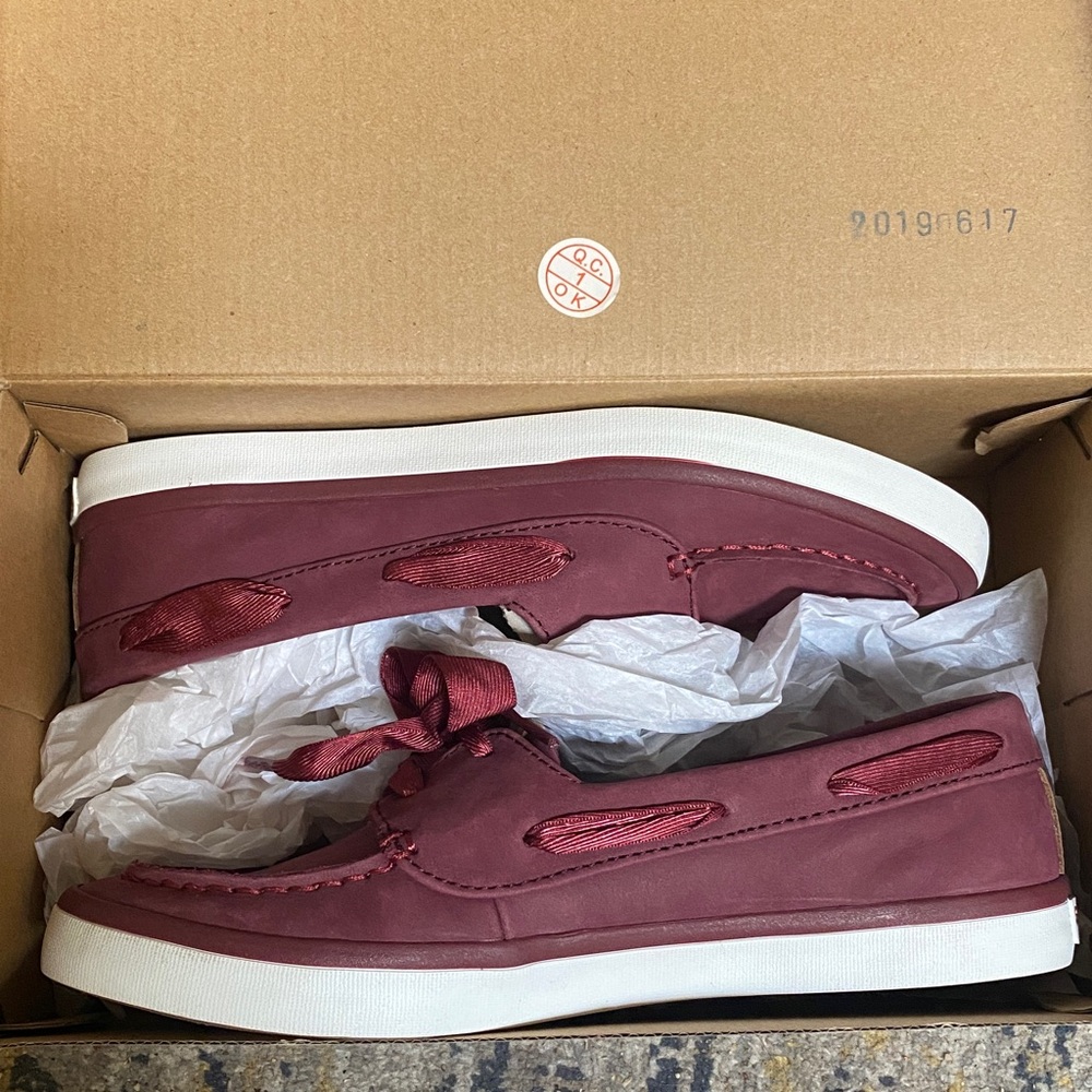 SPERRY 7.5 Genuine Leather Non Marking Slip-on Wine Sailor Ribbon Boat Shoes NIB - Picture 5 of 6